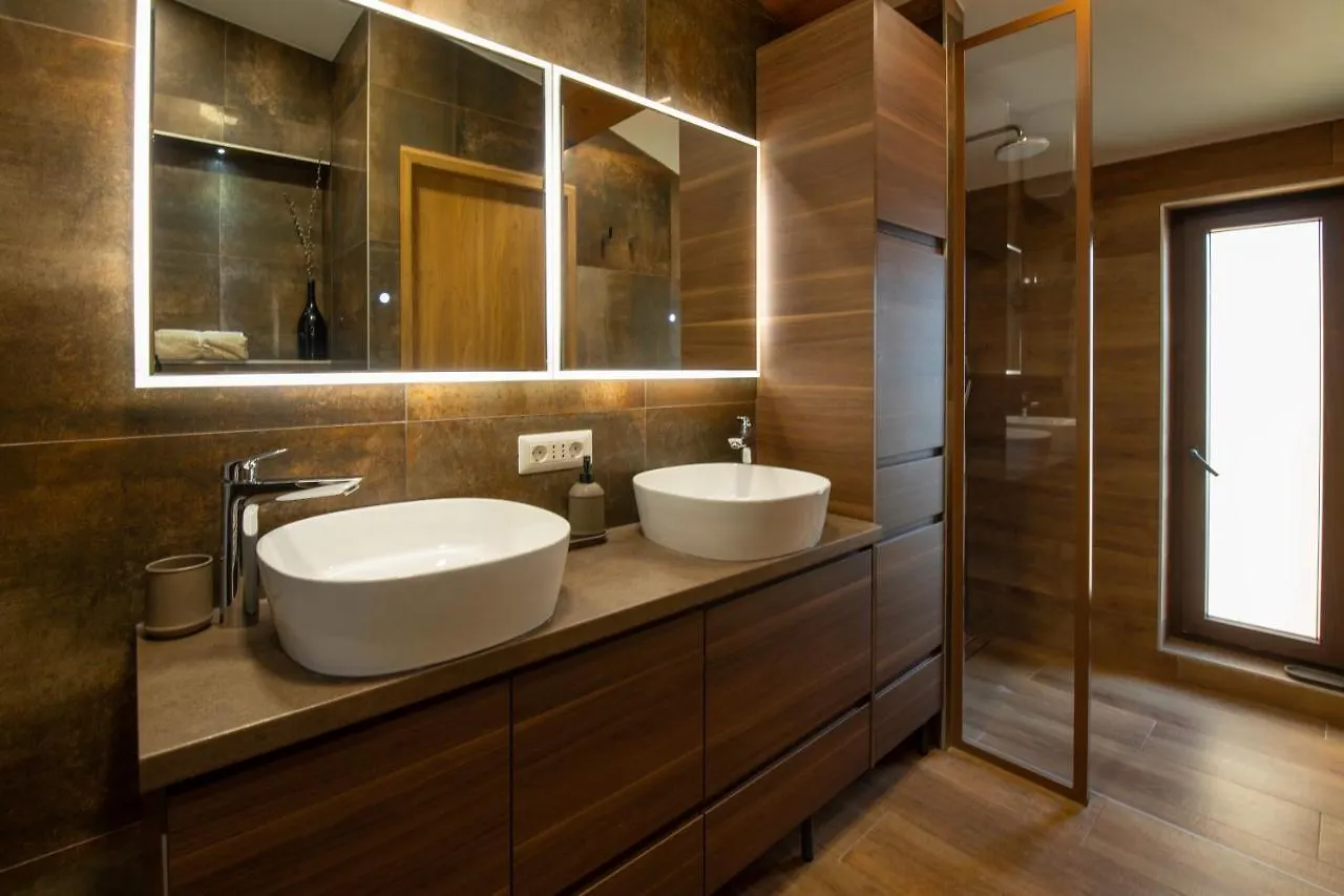 Urban Apartment Viktor - Downtown Pula