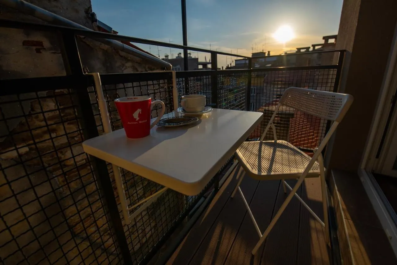 Urban Apartment Viktor - Downtown Pula Croatia